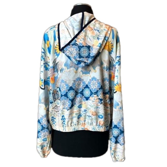 Daily Practice by Anthropologie Postcard Hooded Bomber Jacket Crane Print Sz L - Picture 2 of 16